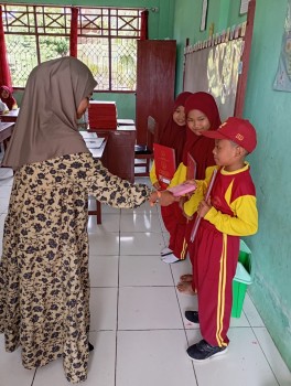 Penerima Rapor Pendidikan